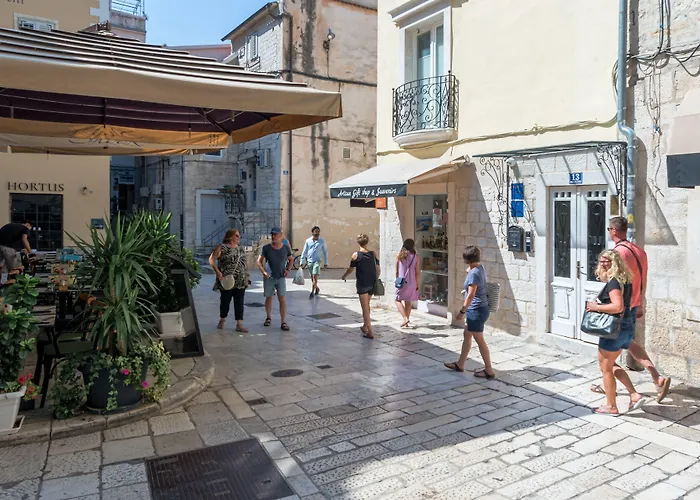 Palace Luxury Retreat * Split