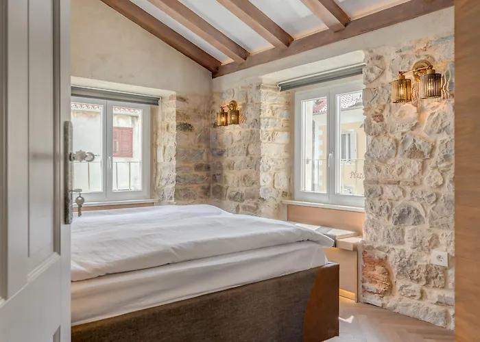 Palace Luxury Retreat Split