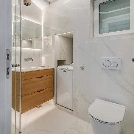 Palace Luxury Retreat Apartament *