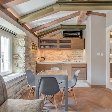 Palace Luxury Retreat Apartament Split