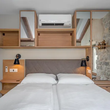 Palace Luxury Retreat Apartmán *