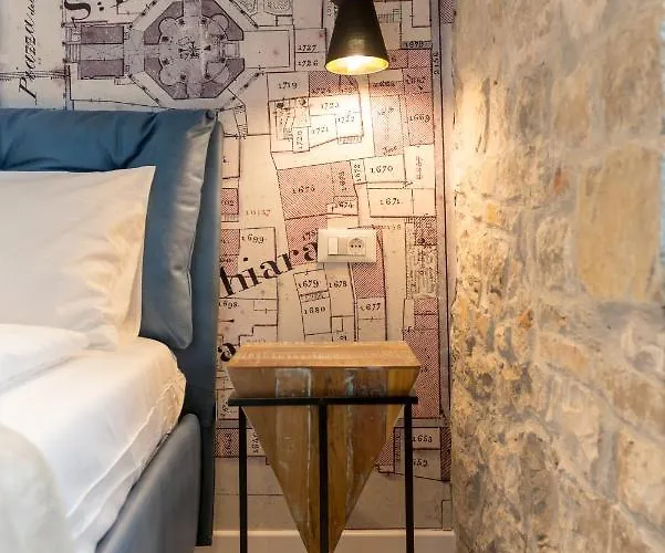 Palace Luxury Retreat דירה