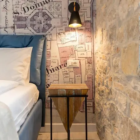 Palace Luxury Retreat Apartment